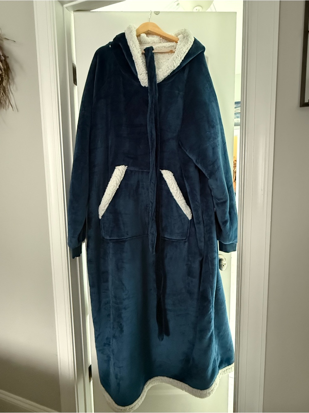 Plush Hooded Robe with Sherpa Trim in Deep Teal